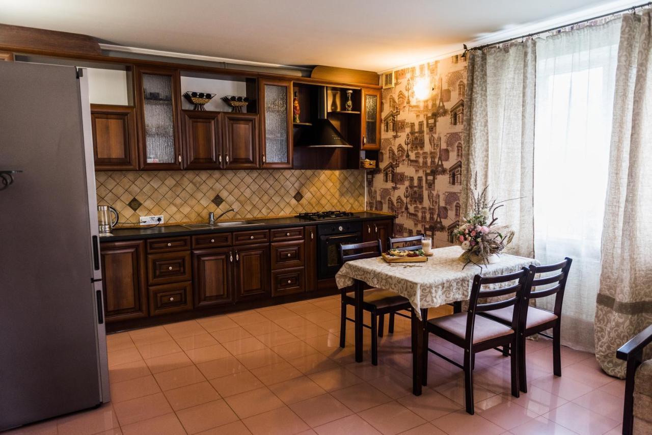 Golden Park Apartments Uman Exterior photo