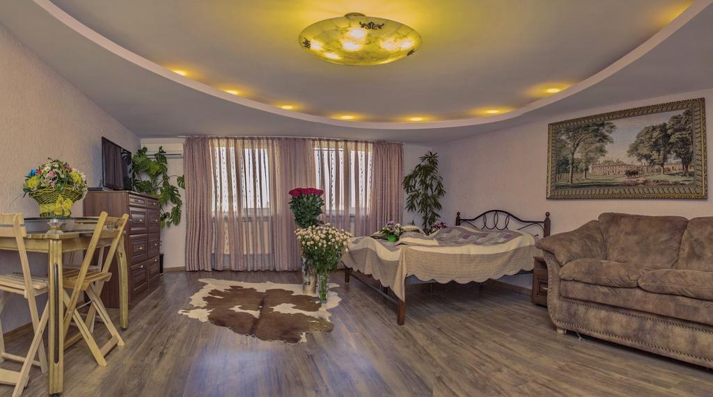 Golden Park Apartments Uman Exterior photo